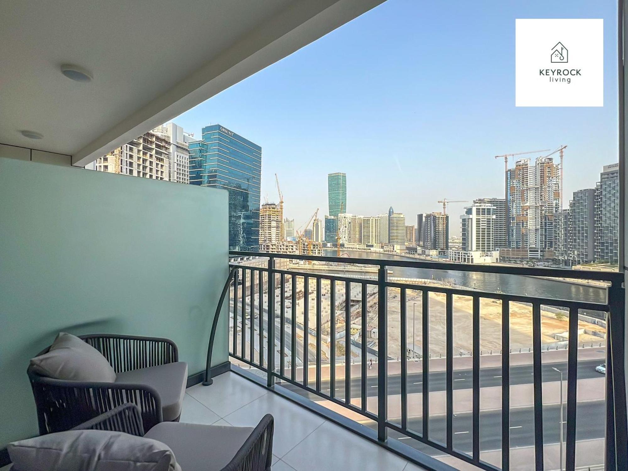 Keyrock Living - 1 Bedroom Apartments - Business Bay - Near Metro Station - Zada Tower Dubai Bagian luar foto