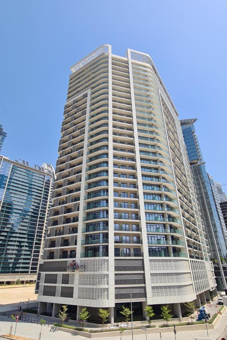 Keyrock Living - 1 Bedroom Apartments - Business Bay - Near Metro Station - Zada Tower Dubai Bagian luar foto